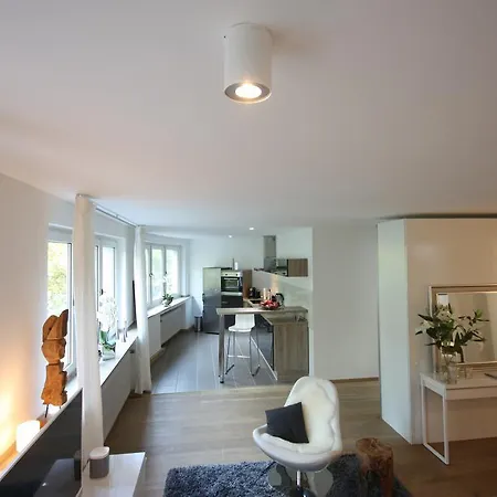 Apartment Dorya Am Ring Cologne