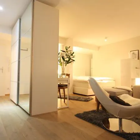 Dorya Am Ring Lägenhet Köln